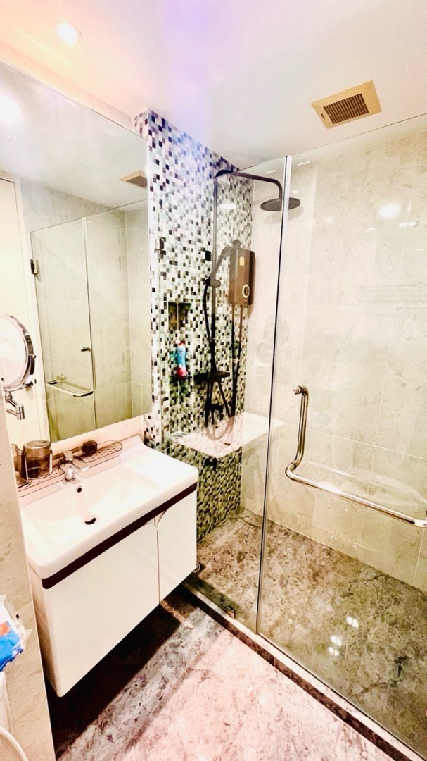 The Parkland Srinakarin 