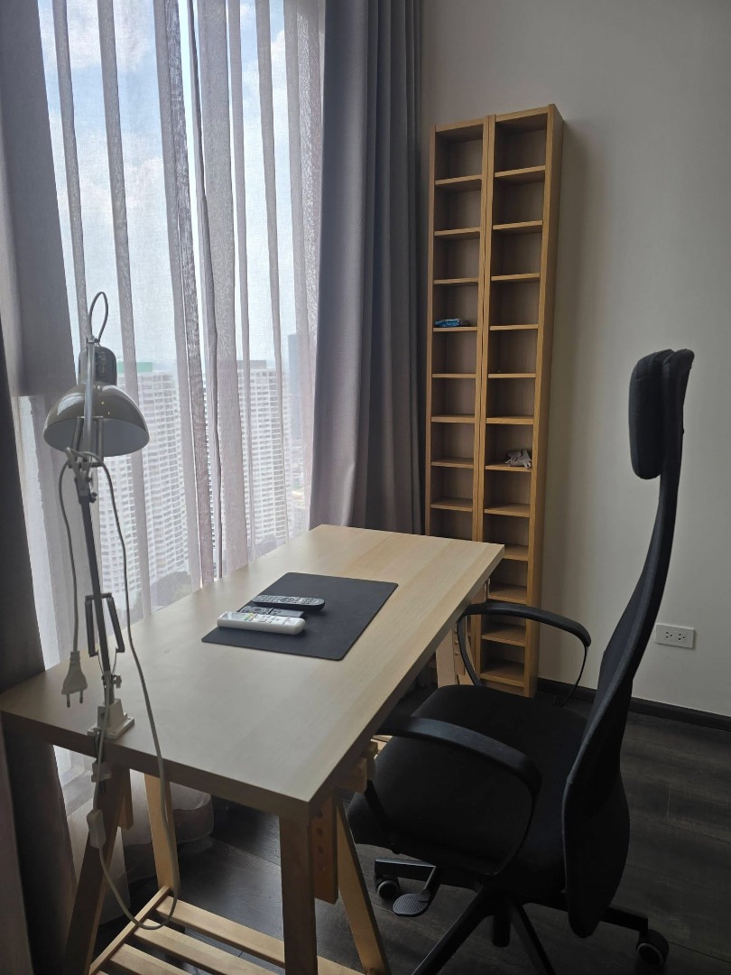 Knightsbridge Space Ratchayothin 