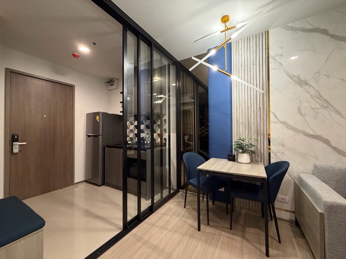 The base Phetchaburi Thonglor