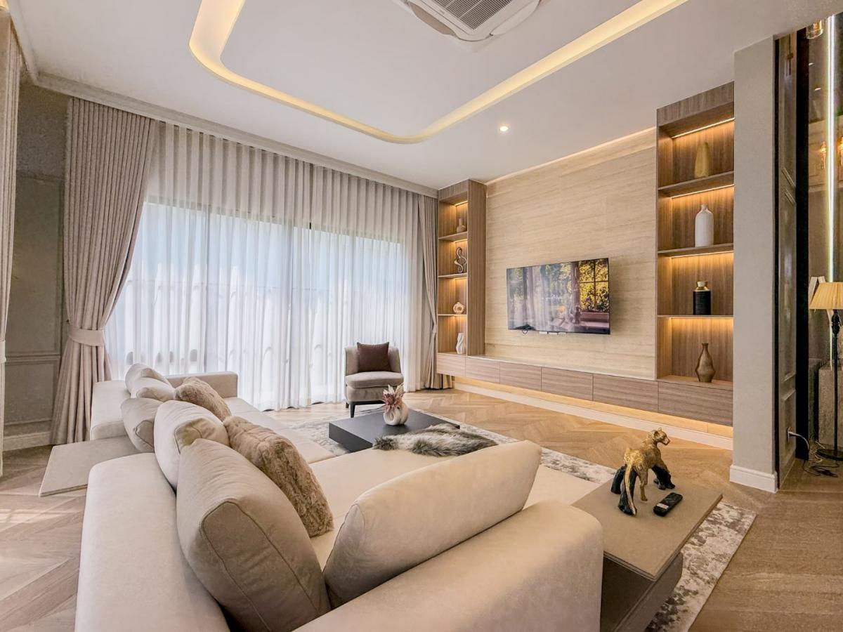 Narasiri Krungthep Kreetha