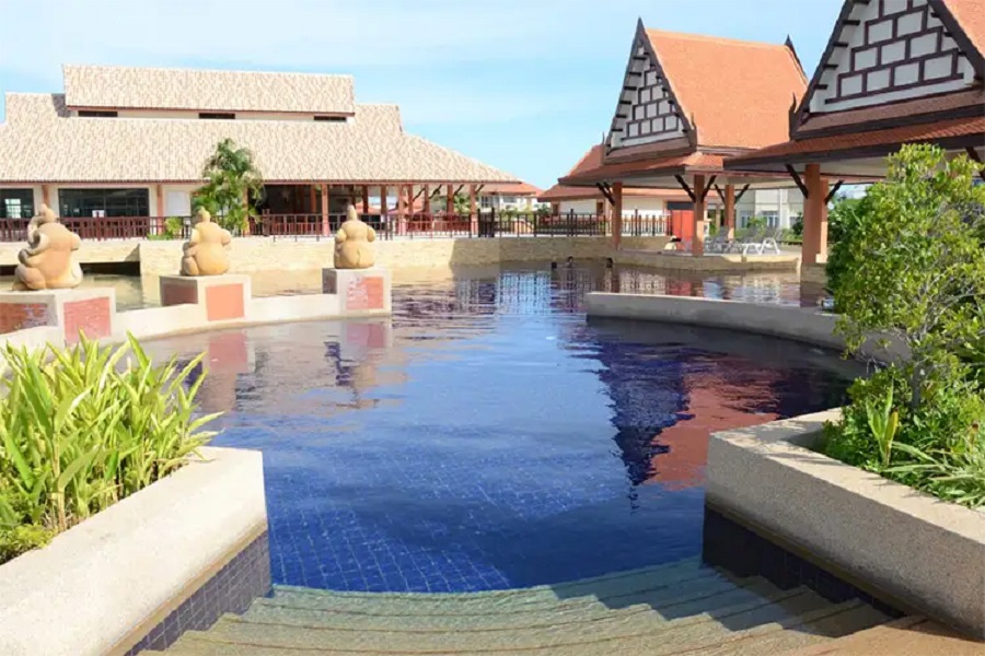 เมาน์เท่นวิว-อินเตอร์เนชั่นแนล-บางแสน