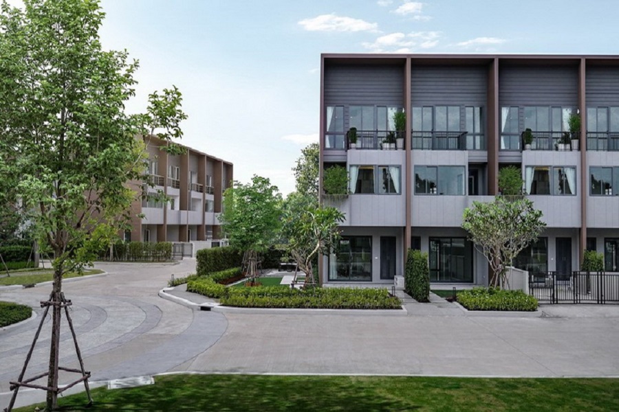 บ้านกลางเมือง-สุขสวัสดิ์