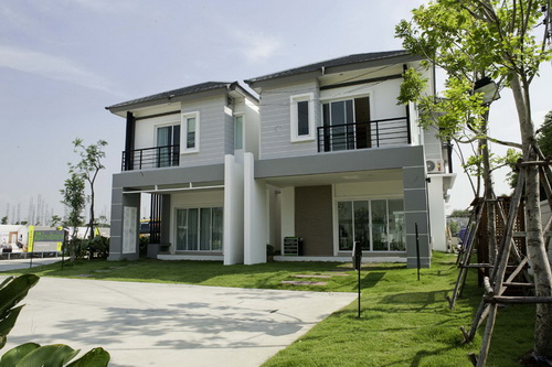 พราวด์เพลส