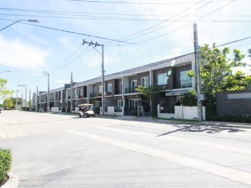 The-Colors-Premium-Bangna-Wongwaen