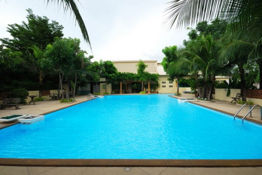 ปรีชา-ร่มเกล้า