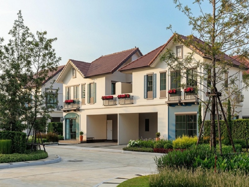 Anasiri-Salaya-Pinklao