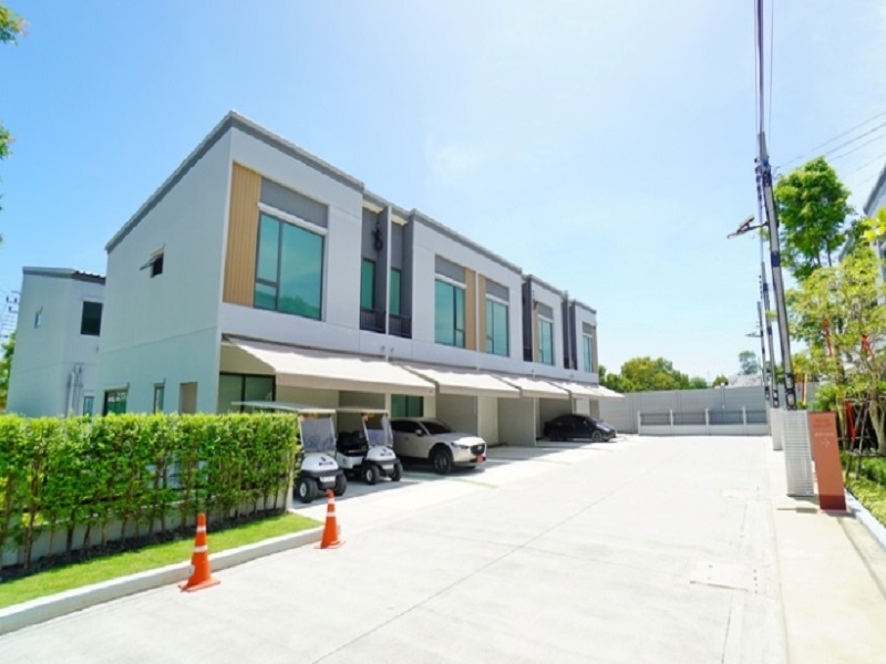 พลีโน่-ติวานนท์-แจ้งวัฒนะ-2